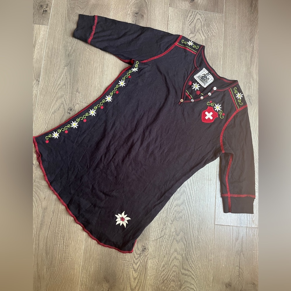 Alp N’ Rock Black Embroidered Tee